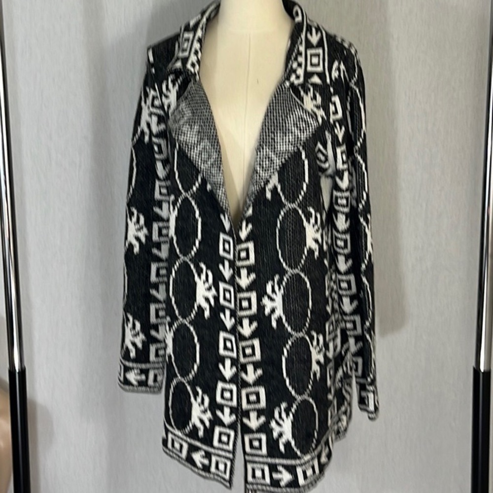 Baciano by Bacci black white aztec knit open cardigan sweater